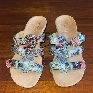 Vionic ladies Radia Wedge slip on sandals. Size 7 US. NEW not in box.